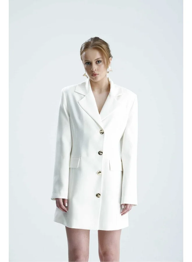 GACACOLLECTION SOARE White Jacket Dress with Back Tie.