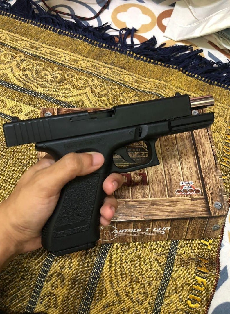 Realistic Metal 6mm Bead Glock Pistol  - Image 1