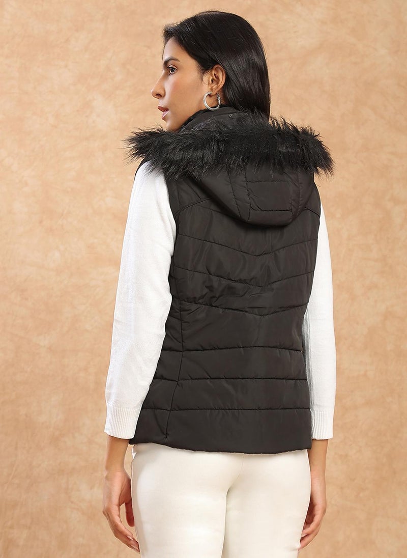 Globus Women Black Mock Neck Winter Wear Insulator Puffer Vest Jacket With Detachable Faux Fur Hood - Image 4