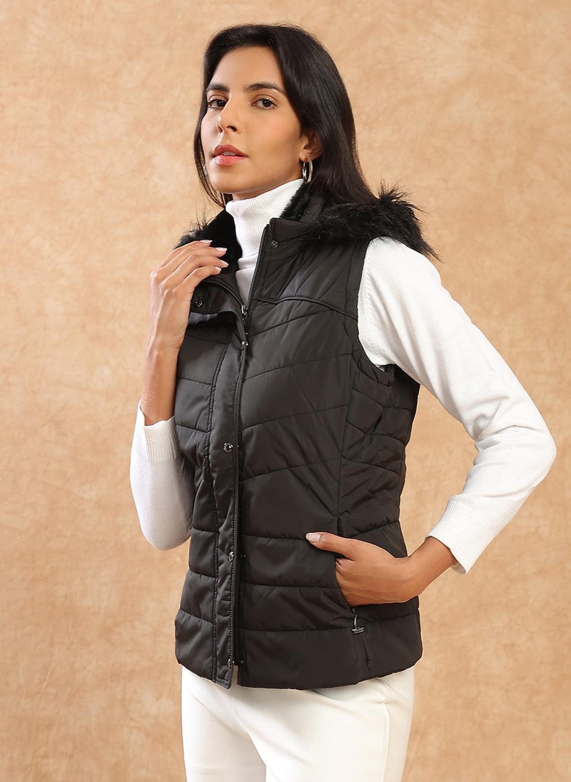Globus Women Black Mock Neck Winter Wear Insulator Puffer Vest Jacket With Detachable Faux Fur Hood - Image 3