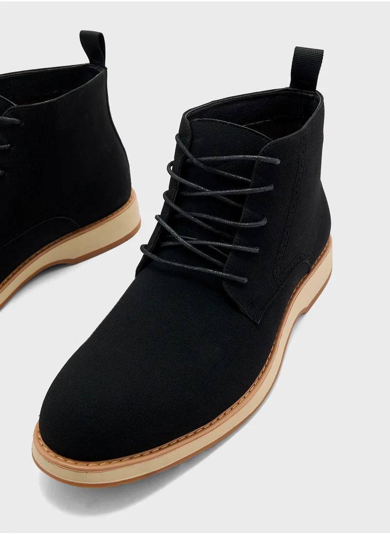 روبرت وود Smart Suede Lace Up Boots