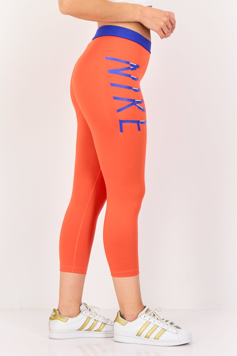 Nike سراويل رياضية نسائية للياقة البدنية، حمراء - Image 3