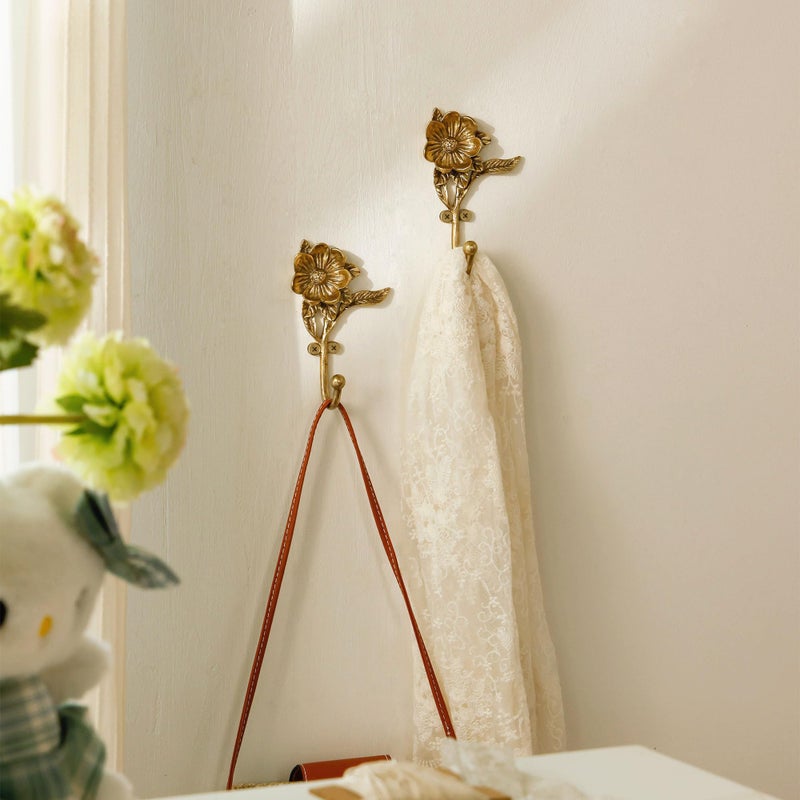 SOFFEE DESIGN 2PCS Golden Flower Metal Hooks, Heavy Duty Coat Hanger for Entryway Bathroom Living Room, Vintage Style Robe Hook - Image 3
