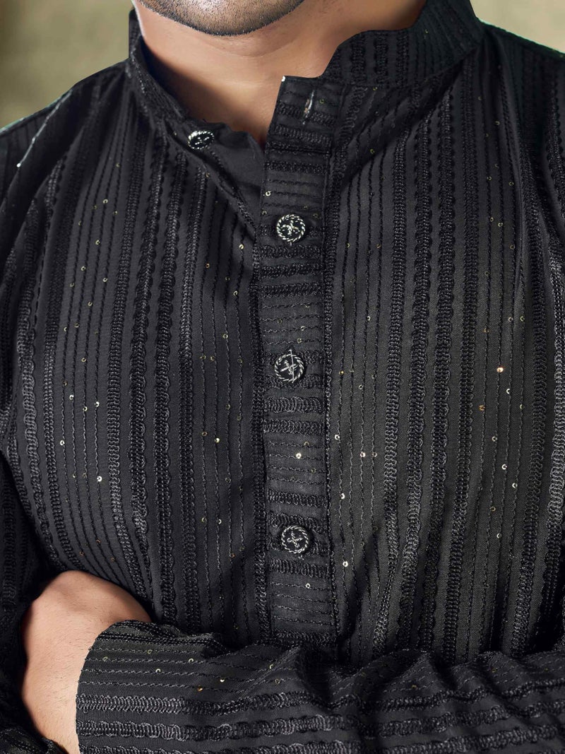 Vardha Men's Viscose Midnight Black Kurta Linear Sequin Pattern Stitched Fit Kurta's for men, Size - M - Image 4