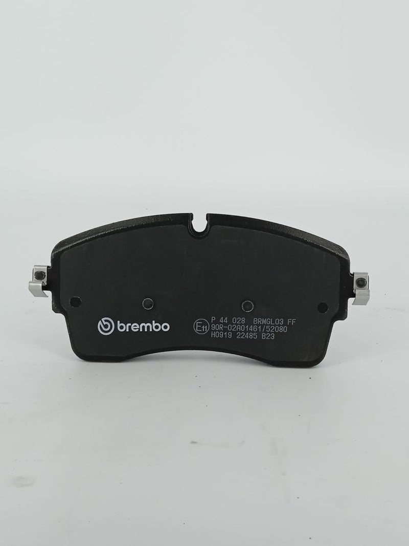 Brembo Rear Brake Pad Kit for Range Rover Sport - Durable Ceramic Performance - Image 4