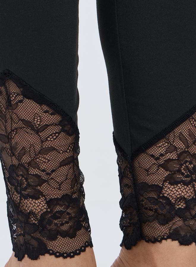 Styli Lace Hem Insert Detail Leggings  - Image 3