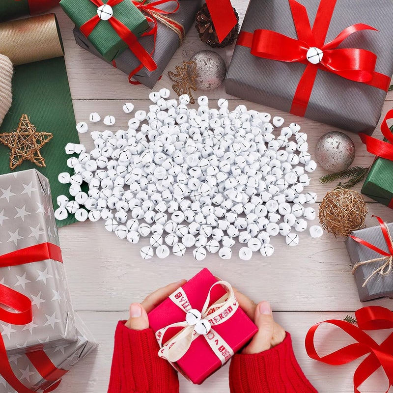LIGHOON Jingle Bells for Crafts, 120 Pcs Large Jingle Bells Bulk, 0.6 Inch Christmas Craft Bells for DIY Festival Home Wreath Christmas Party Decoration (White) - Image 4