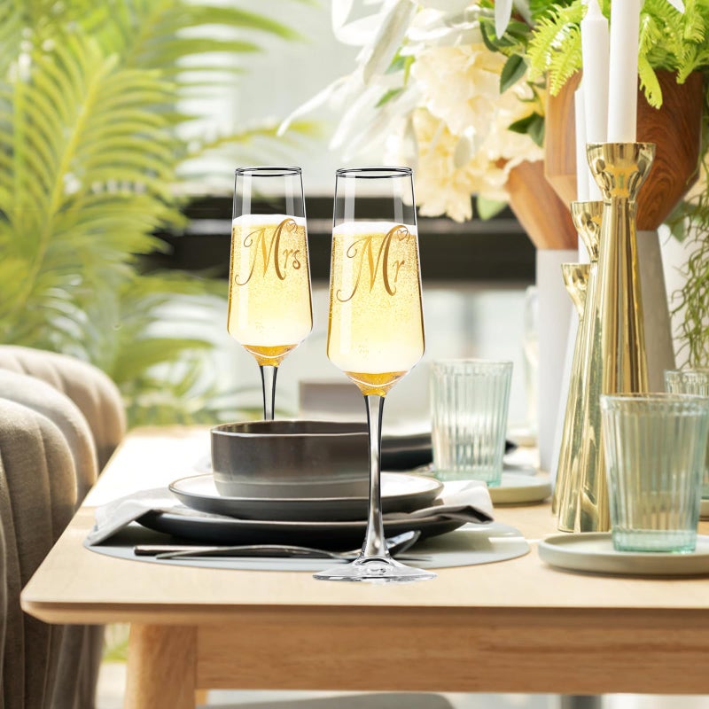 Haoxishui Mr and Mrs Champagne Flutes Set of 2, Elegant Crystal Engagement Gifts for Couples, Bridal Shower Gifts, Lead-Free Champagne Glass 8.5oz/250ml - Image 5