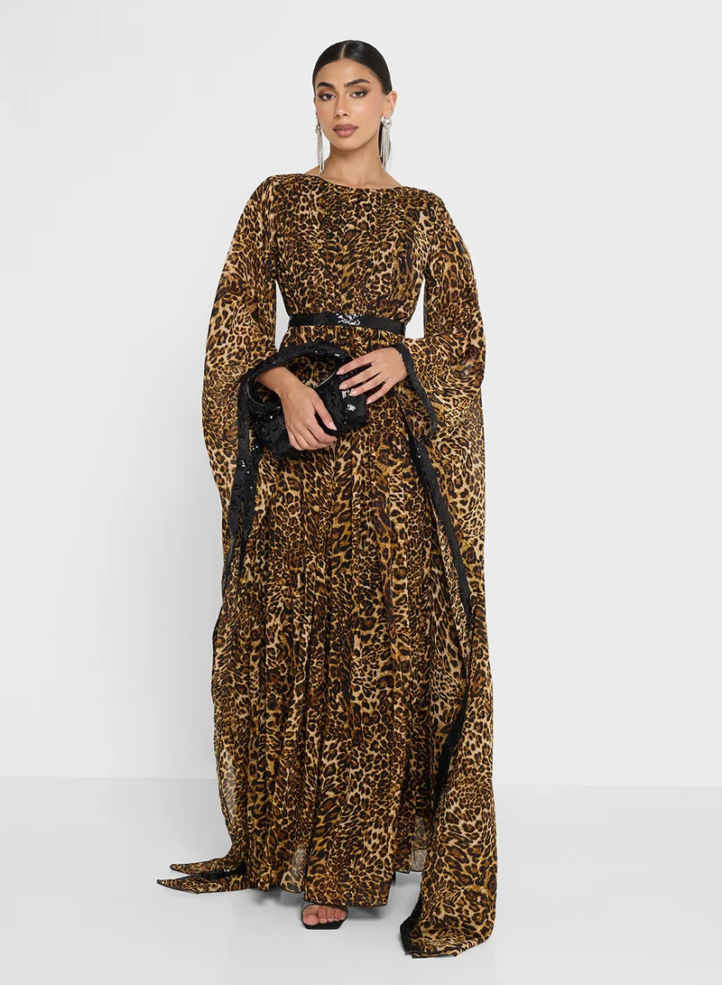 جولدن ابل Belted Maxi Dress