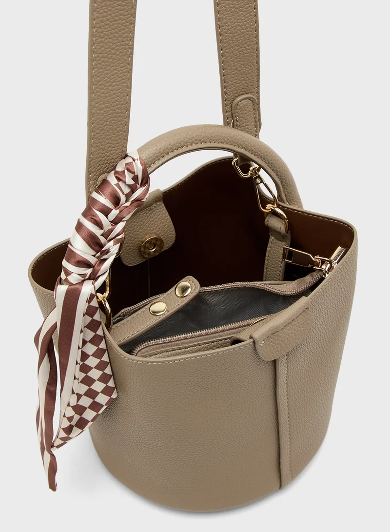 Ginger Scarf Décor Handbags