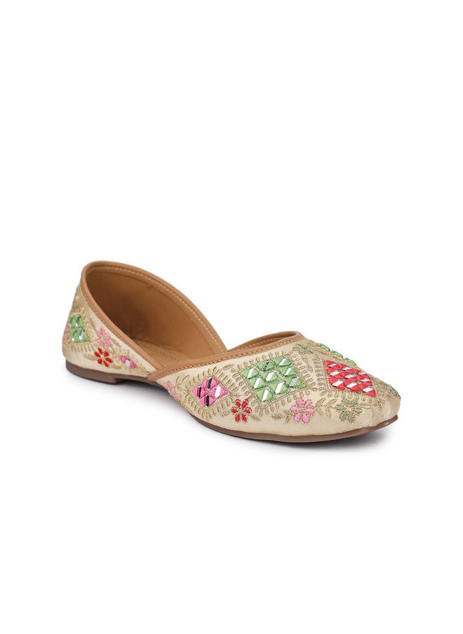 She Zone Gold-Toned Ethnic Mojaris Flats for Women - Image 2