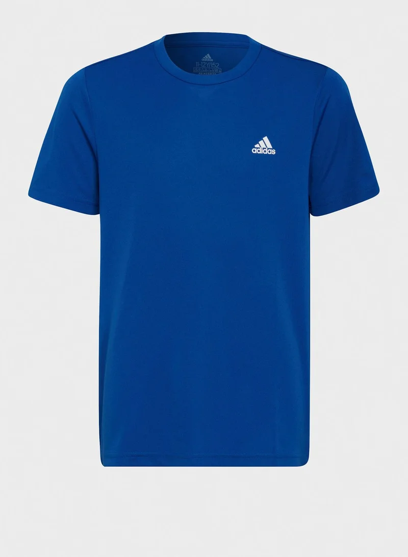 adidas تيشيرت كاجوال