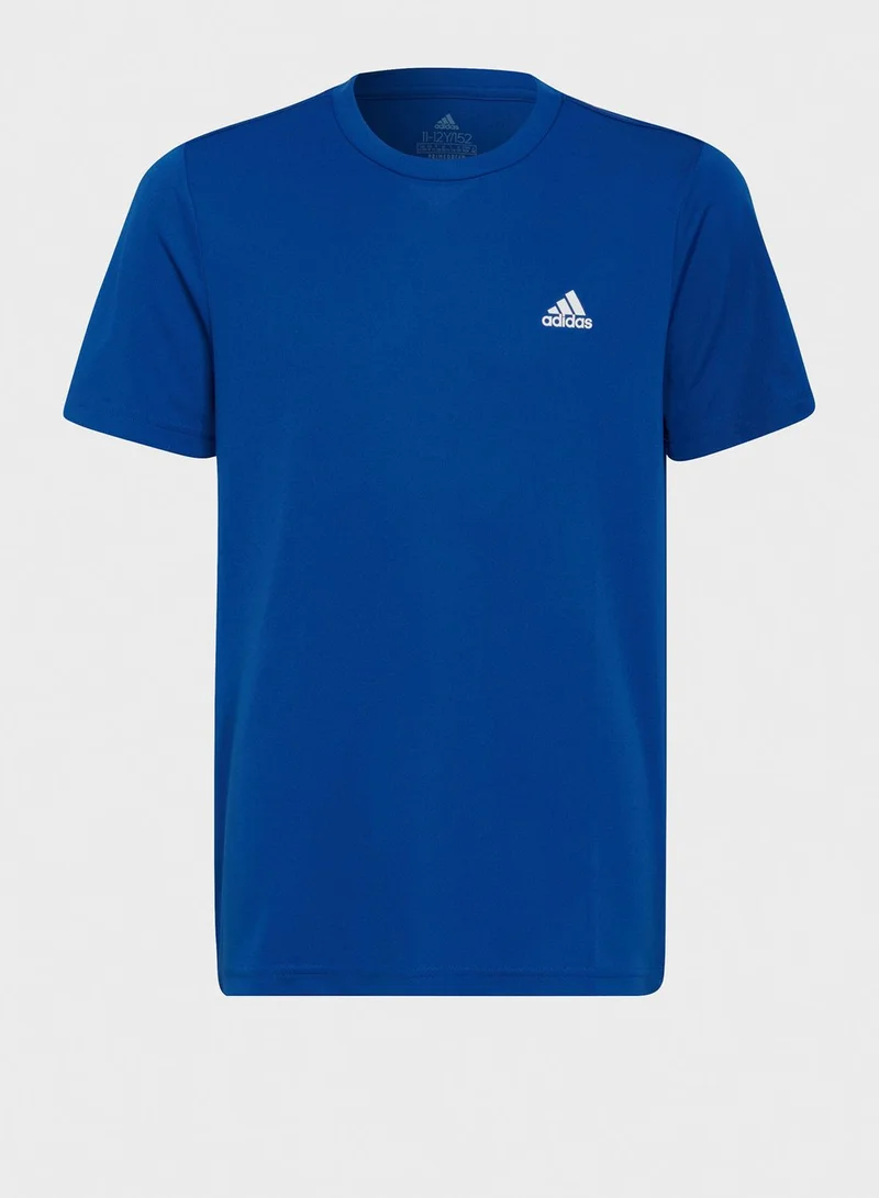 adidas تيشيرت كاجوال
