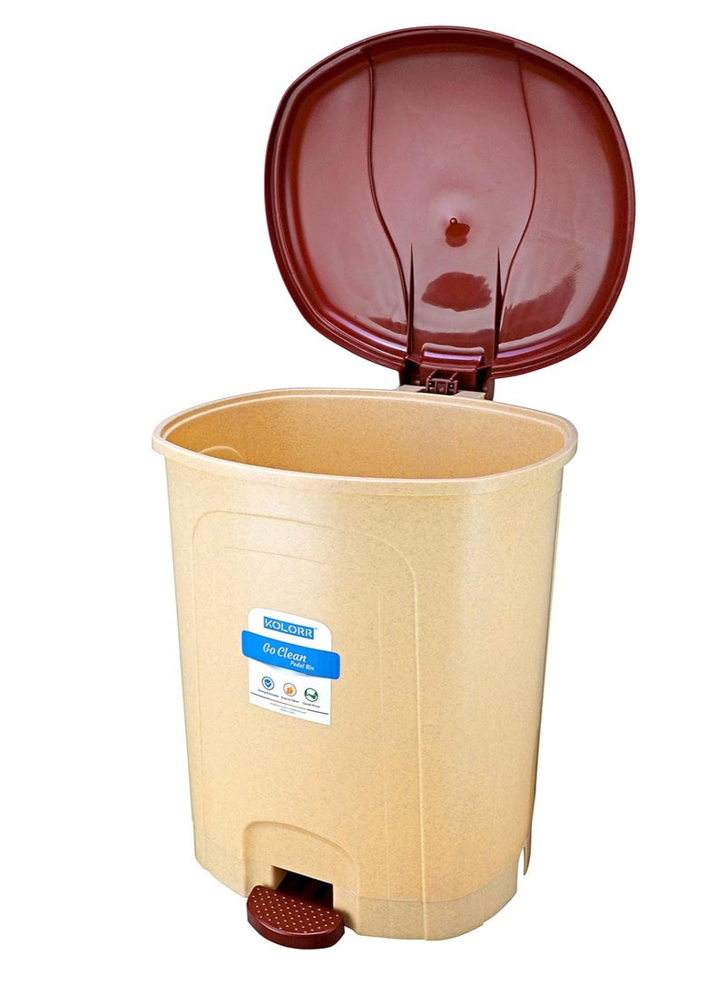 Go Clean Pedal Waste Garbage Bin Trash Can Modern Design Plastic Dustbin - 5L (Beige) - pzsku/ZD120AF6A73DBE06349DDZ/45/_/1735808105/49f252b1-5ff8-4b0b-94b2-0d7e0068762c