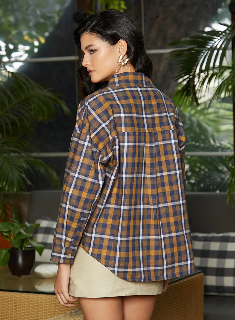 كامبوس سوترا Women's Tan Brown & Navy Blue Tartan Plaid Oversized Shirt