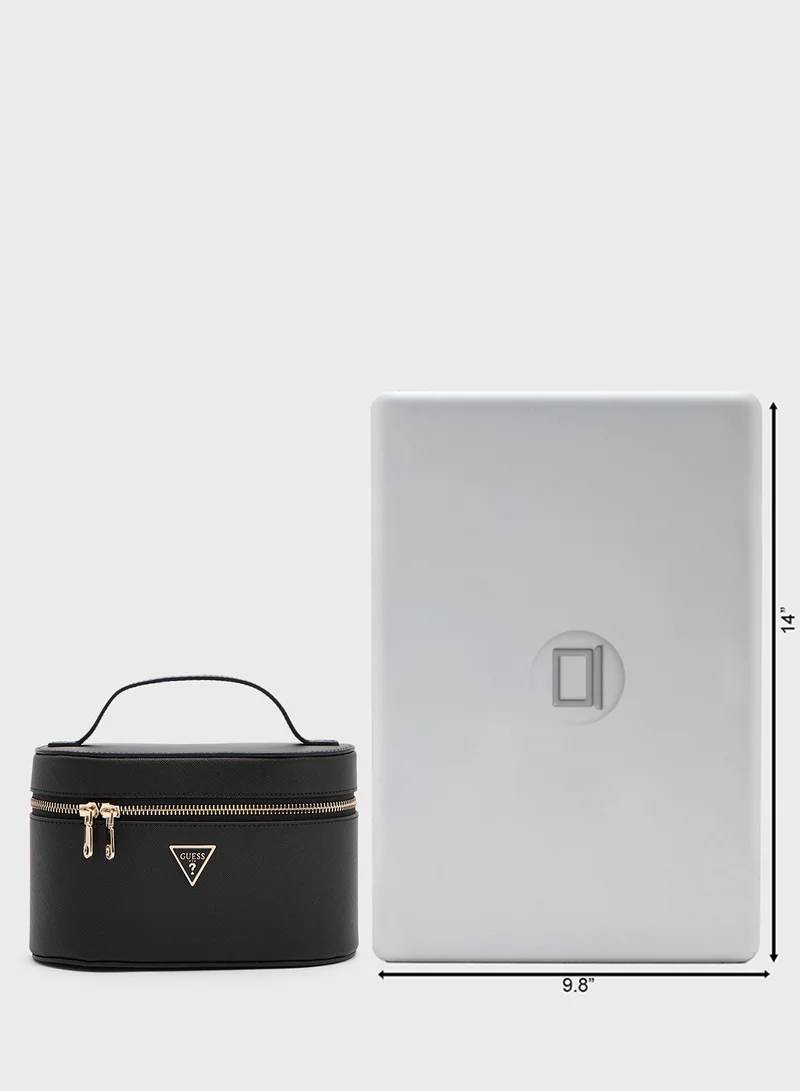 جس Logo Beauty Bag