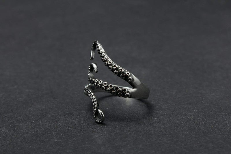 AZYOUNG 316L Stainless Steel Pirate Octopus Ring Tentacles Black S-shaped One Size Opening Ring - Image 3