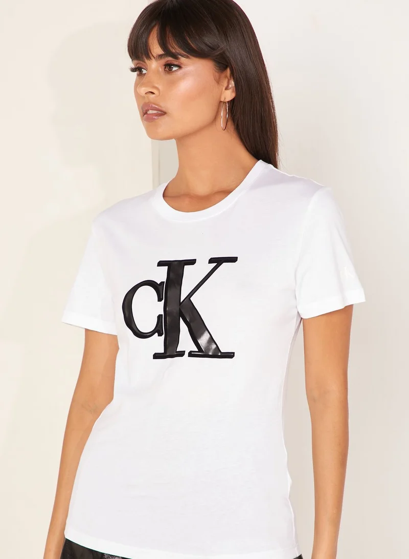 Calvin Klein Jeans Crew Neck Logo T-Shirt