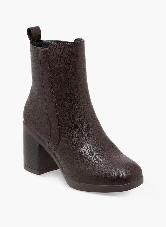 فلورا بيلا من شو إكسبرس بوت للكاحل بكعب عريض نسائي