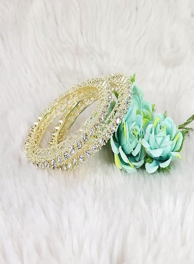 BANGLESKART مجموعة أساور بانجلسكارت التقليدية المصنوعة من سبيكة معدنية مرصعة بحجر الزركون للنساء والفتيات. أحدث أساور نسائية عصرية، أساور كادا أنيقة للنساء، أساور معدنية لحفلات الزفاف والمناسبات والأعياد - طقم من قطعتين ذهبيتين - Image 5