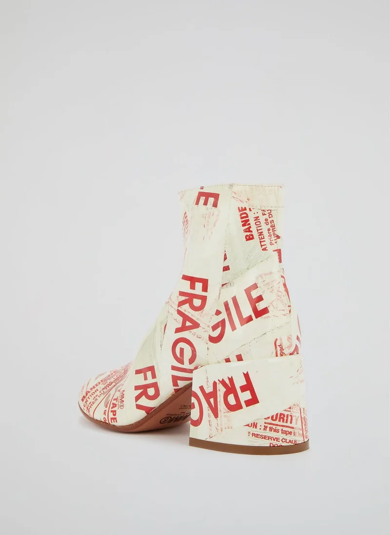 إم إم 6 Text Print Block Heel Boots
