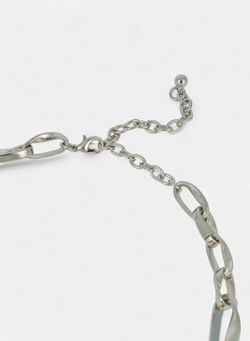 SOHI SOHI Women The Chunky Twirl-Link Chain Necklace | Metallic  Colour | One-Size | Metallic Alloy Material | Lobster Clasp Closure | Necklace For Casual & Evening Wear