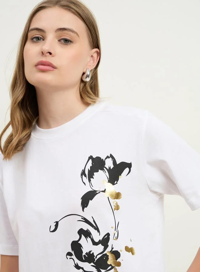 Styli Styli Foil Graphic Print Short Sleeve Boxy T-Shirt
