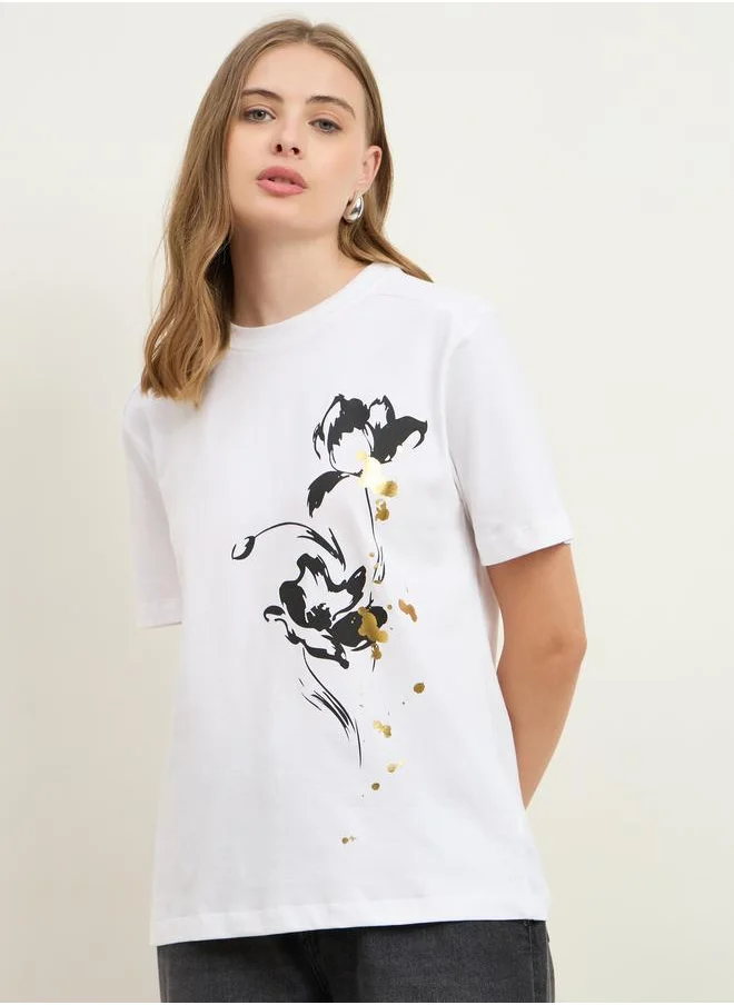 Styli Styli Foil Graphic Print Short Sleeve Boxy T-Shirt