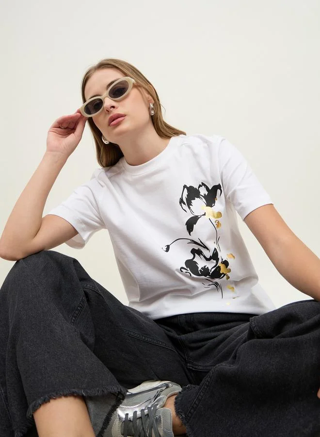 Styli Styli Foil Graphic Print Short Sleeve Boxy T-Shirt