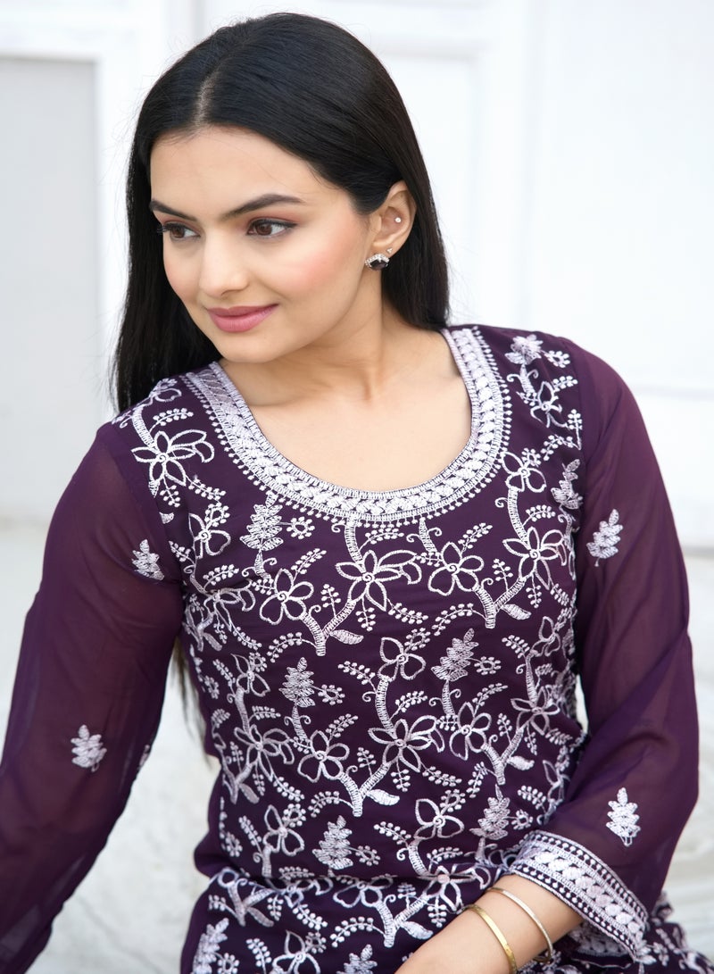 Embroidered fox georgette aubergine suit with heavy embroidered work - Image 3