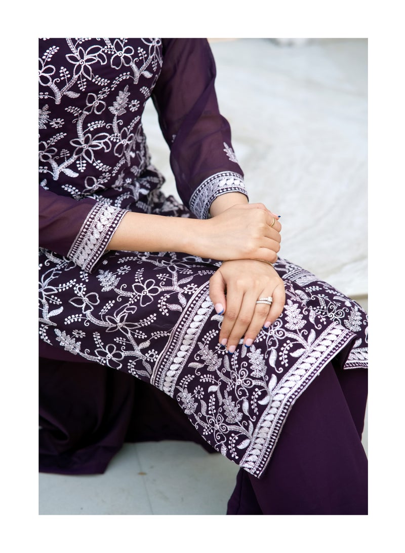 Embroidered fox georgette aubergine suit with heavy embroidered work - Image 4