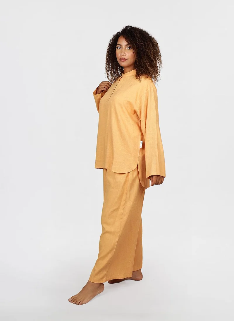 جيمي لي بوند Modest 2 PCS Linen Set of relaxed-fit top with a buttoned neckline and wide sleeves, paired with straight-leg trousers