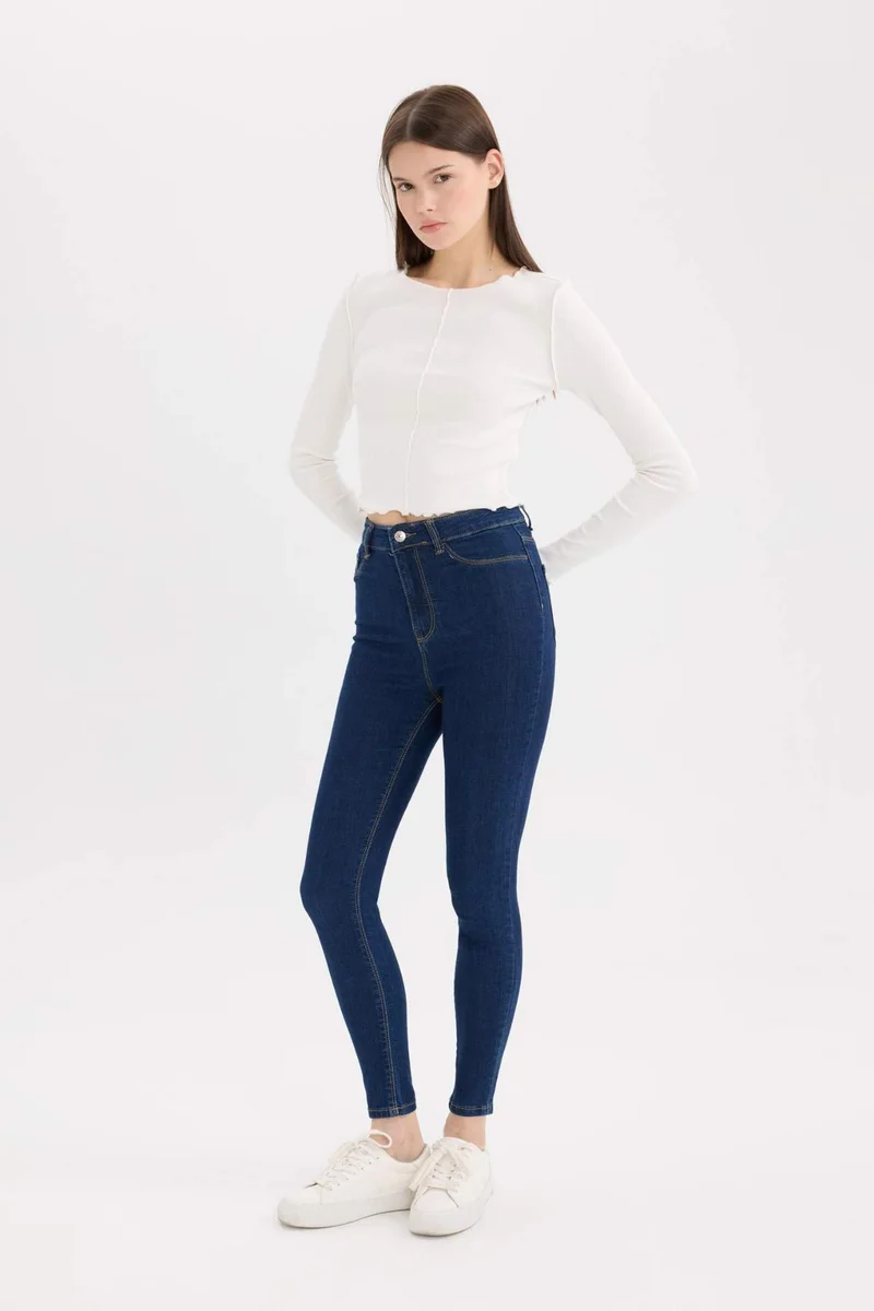 ديفاكتو High Waist Ankle Length Skinny Leg Basic Jeans