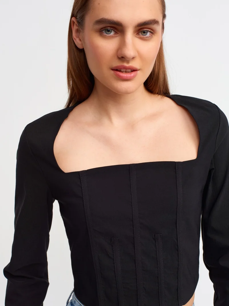 Dilvin 50138 Low-Rise Square Neck Top-Black