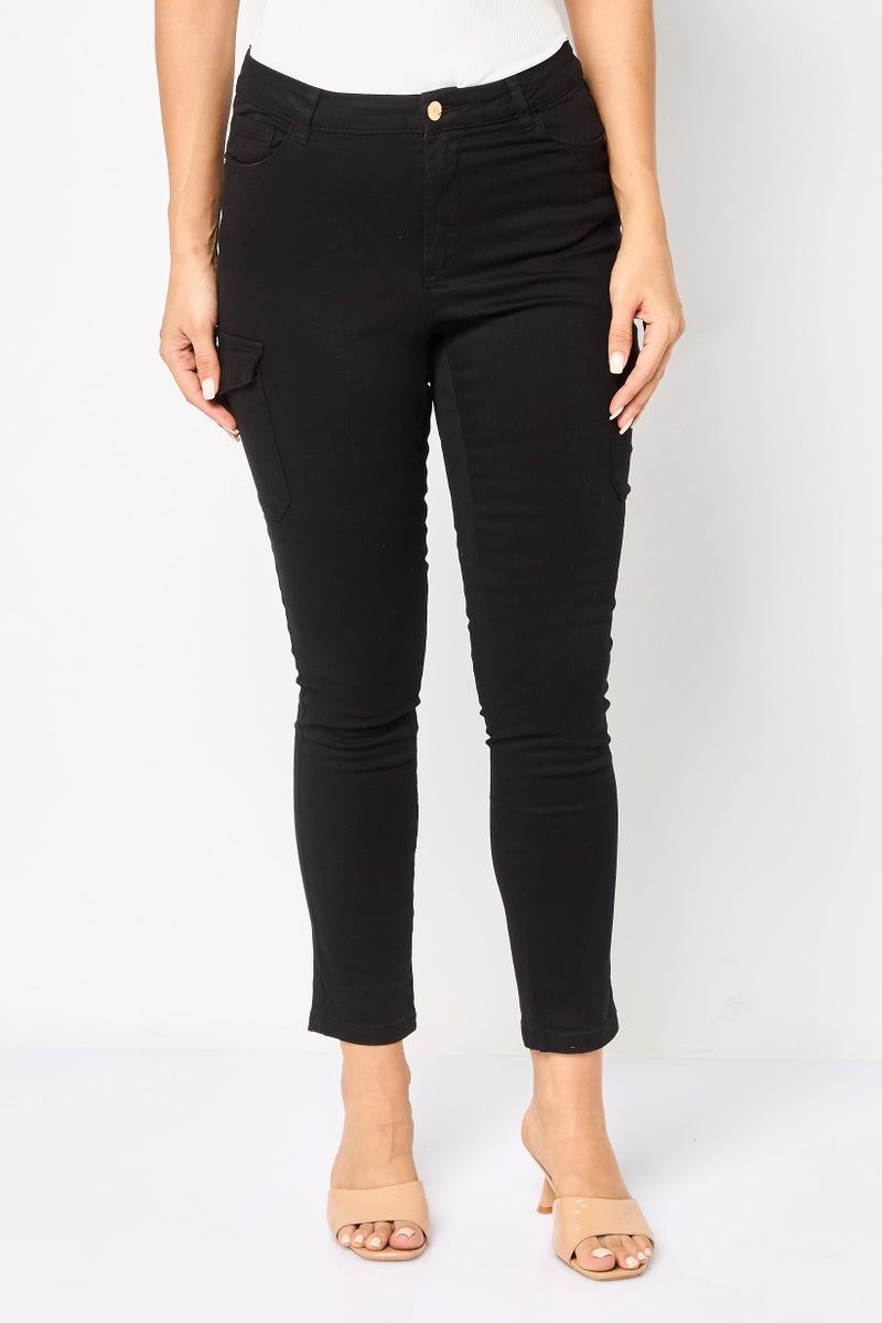Mohito Women Regular Fit Solid Stretchable Cargo Jeans, Black - Image 1