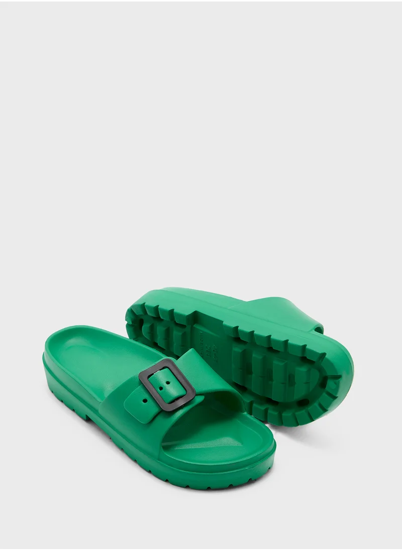 جينجر Square Buckle Slides