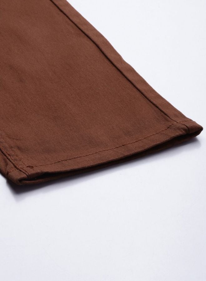 The Indian Garage Co Men Slim Fit Solid Mid-Rise Stretchable Chinos  - Image 4