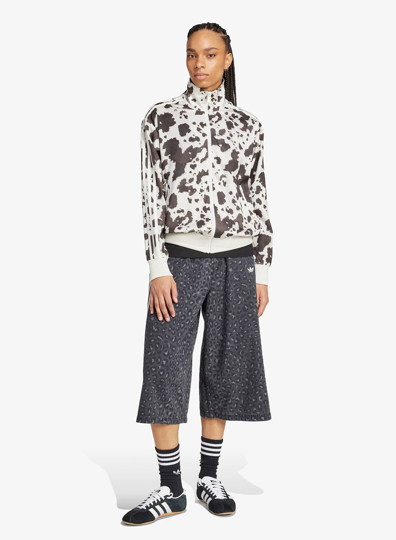 adidas Originals Essential Logo Sweatshirt - Image 5