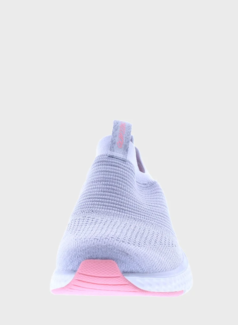 SKECHERS Solar Fuse