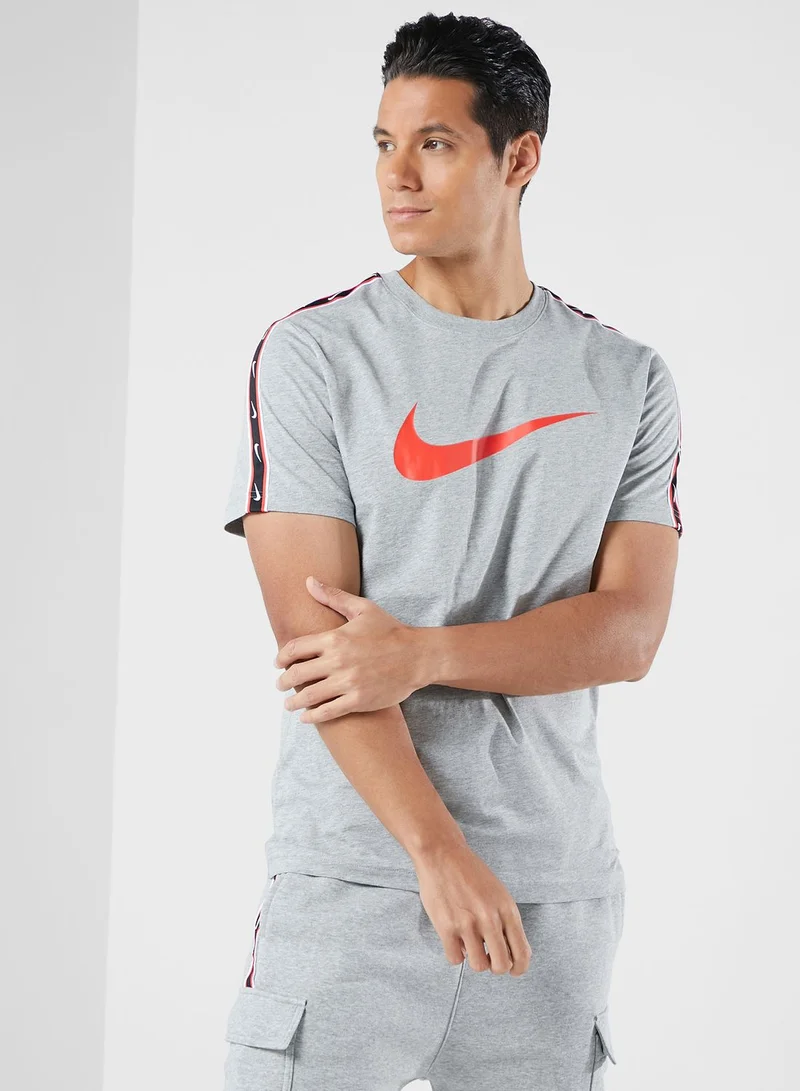 Nike Nsw Repeat T-Shirt