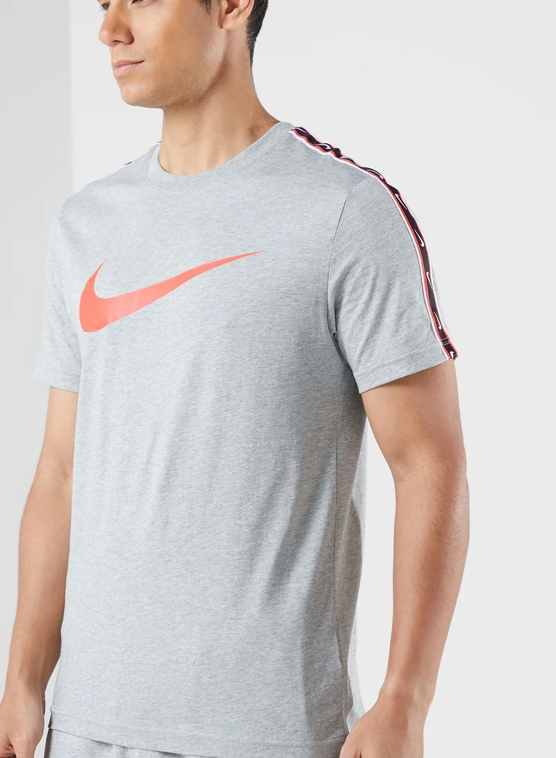Nike Nsw Repeat T-Shirt