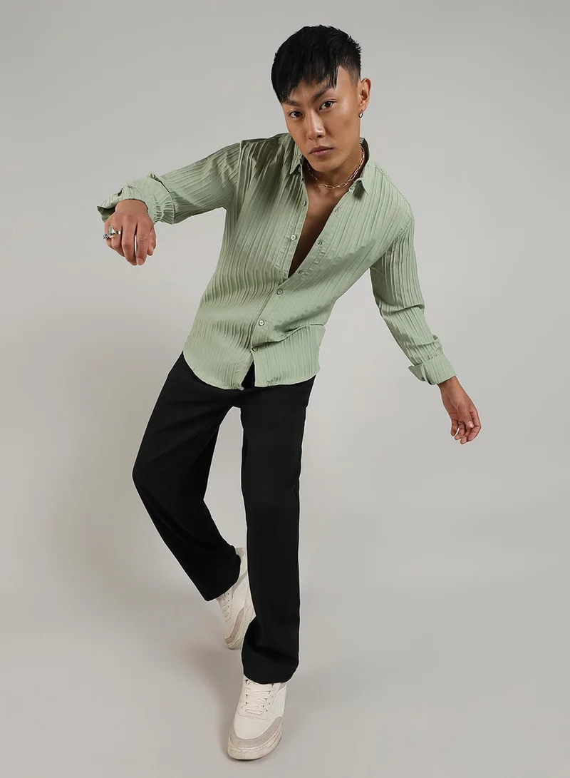 كامبوس سوترا Men's Pistachio Green Self-Design Striped Shirt
