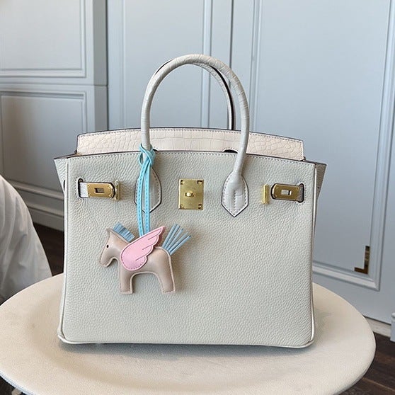2022 New High-grade Feeling Top Layer Cowhide Litchi Pattern Stitching Crocodile Pattern Platinum Bag Large Capacity Portable Womens Trendy Bag 30 inch milkshake white spell crocodile pattern 