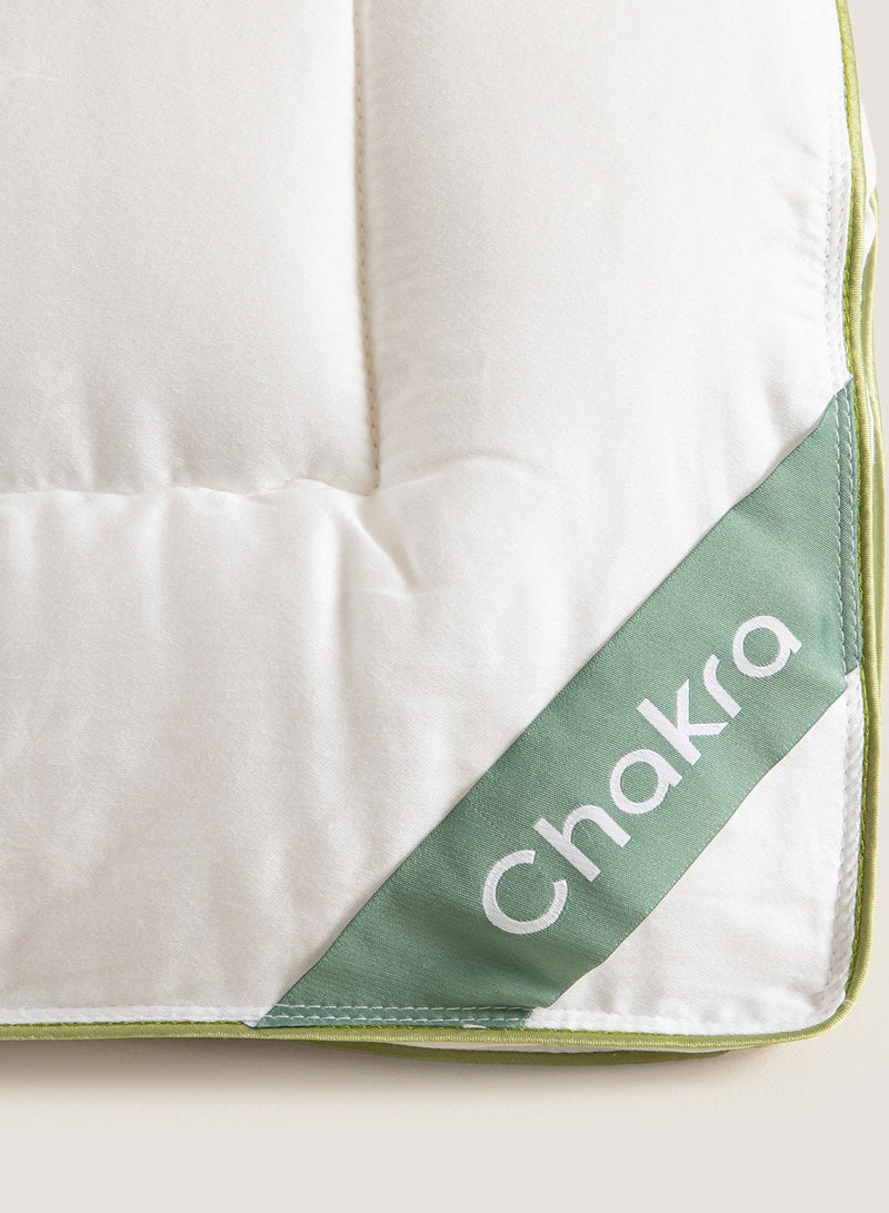 Chakra Naturist Bamboo Quilt 195x215 cm White  - Image 4