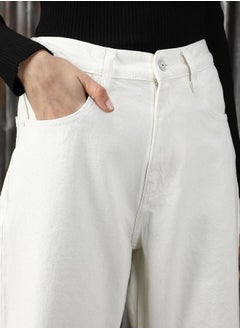 HIGH STAR High Rise Sliced Knee Regular Fit Jeans by Styli  - Image 4