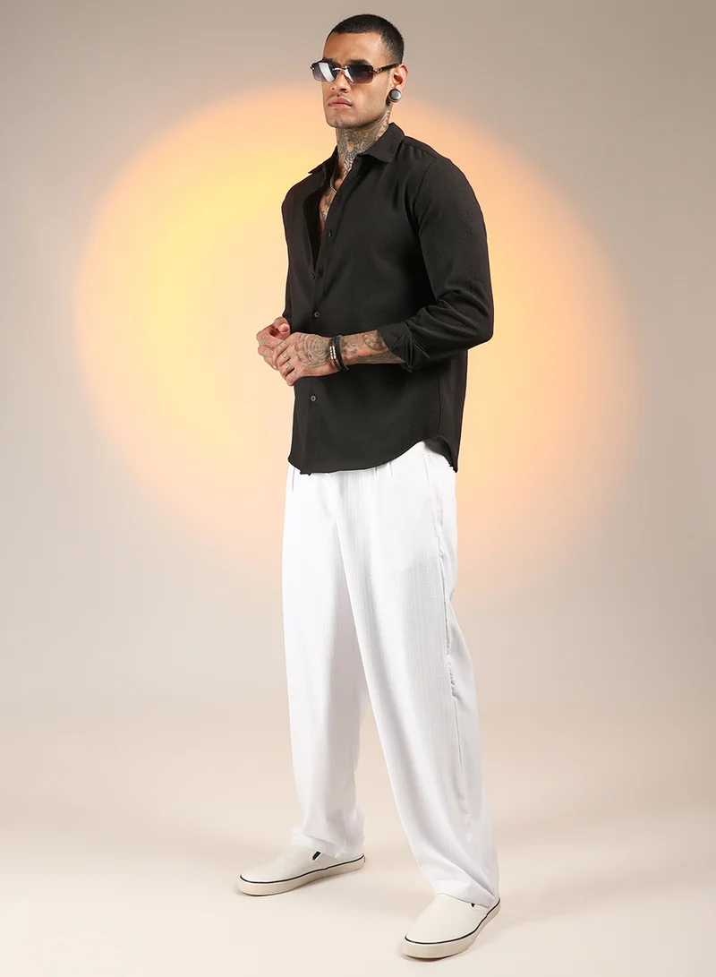 Campus Sutra Men's Midnight Black Solid Seersucker Shirt