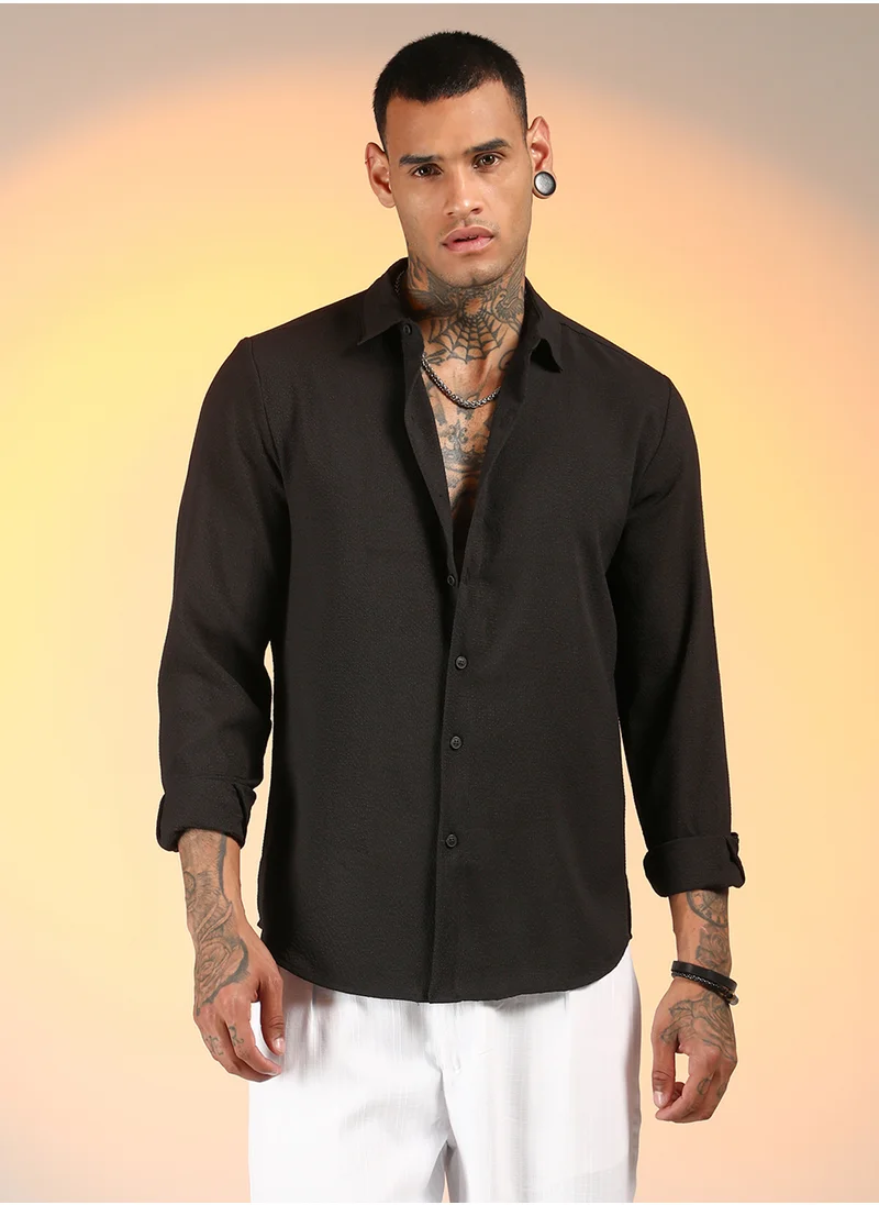 كامبوس سوترا Men's Midnight Black Solid Seersucker Shirt