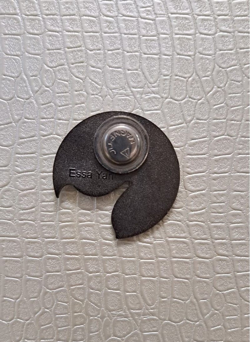 عام بروش على شكل شعار اليوم الوطني الإماراتي - Image 3