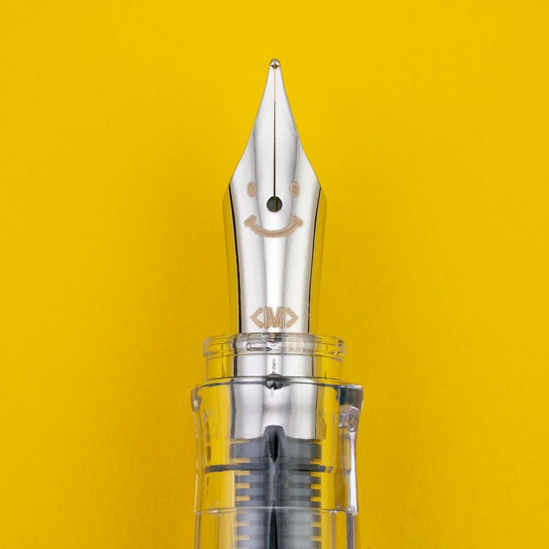 PILOT Kakuno Fountain Pen, Clear Barrel, Medium Nib (10822) - Image 2