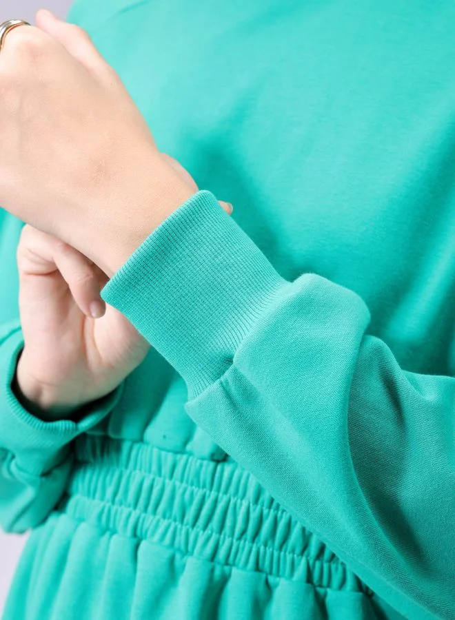 مرفوعة Women Fit and Flared Solid Shirred Sweatshirt